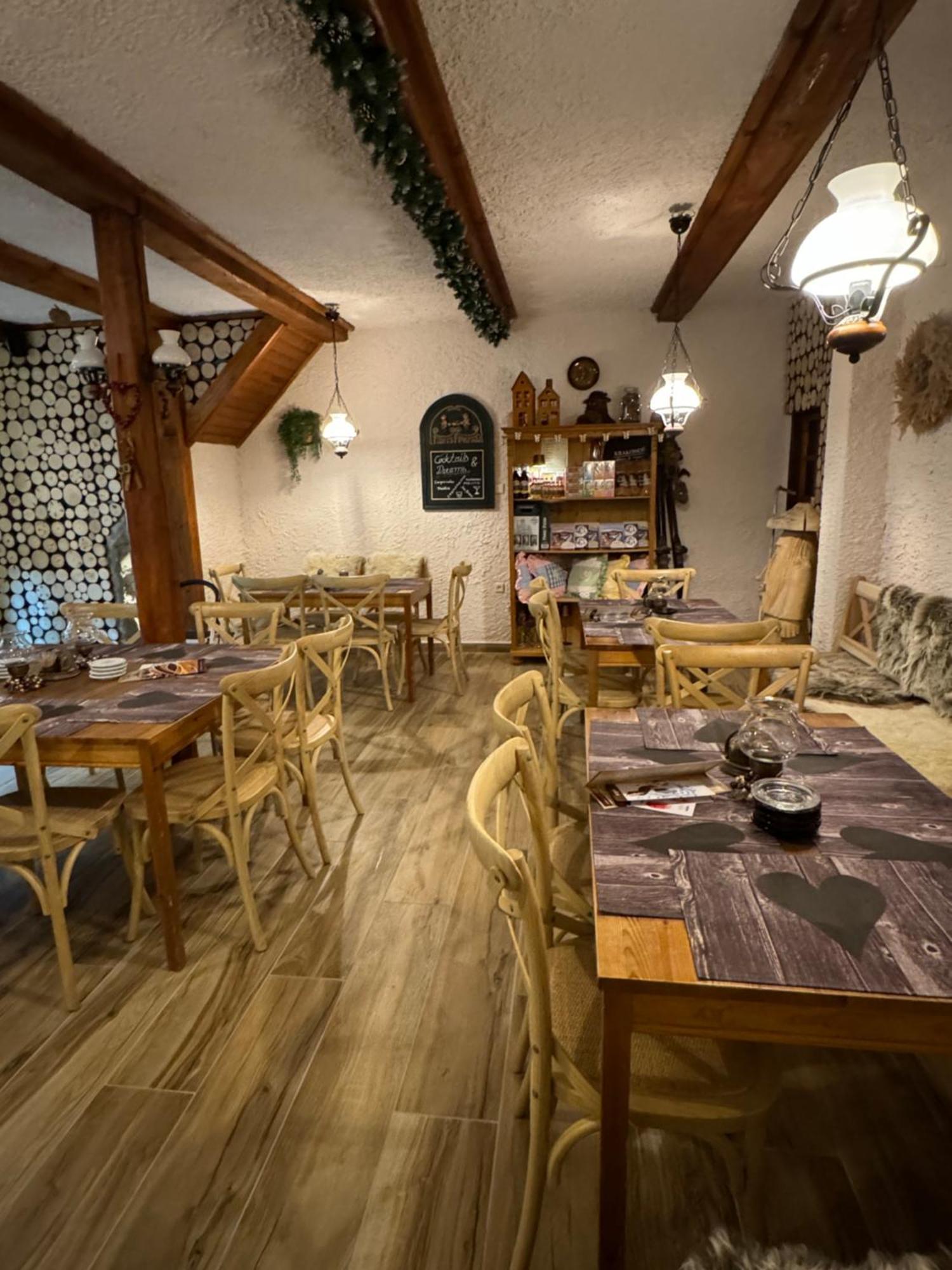 Pension & Restaurant Krakonos Harrachov Exterior foto